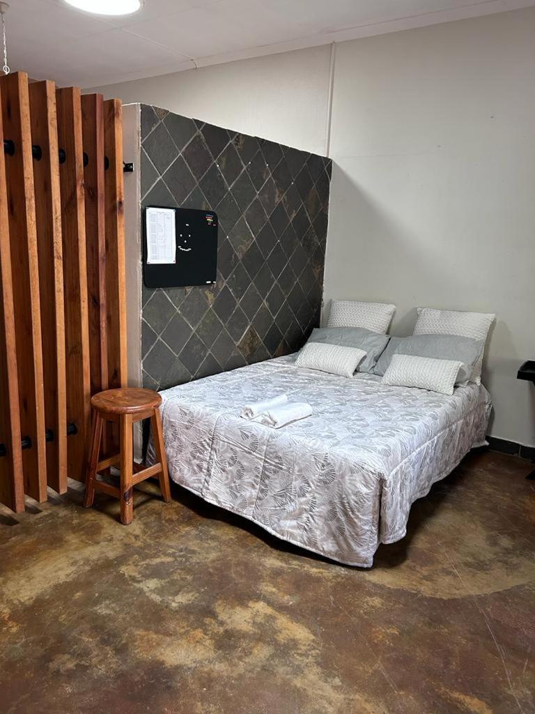 Blue Lantern Bed And Breakfast Kempton Park Exterior photo